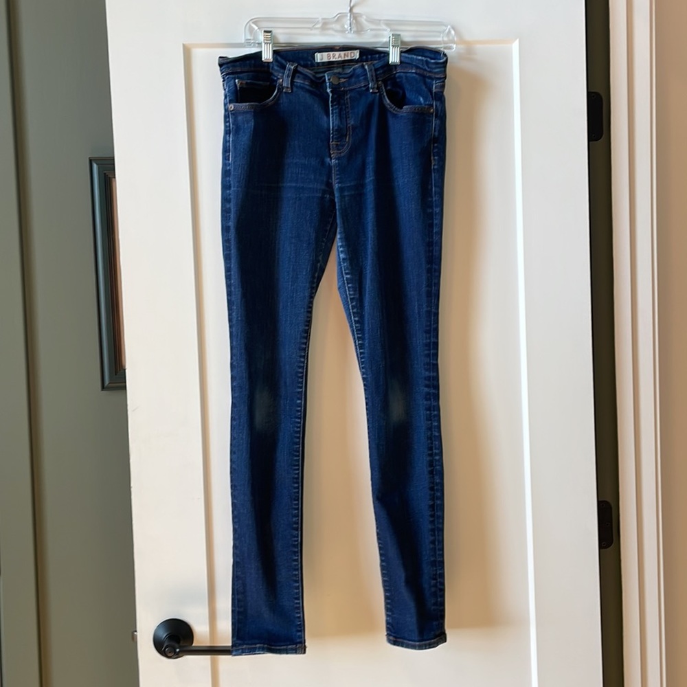 J Brand Dark Wash Mid Rise Skinny Jeans. 30